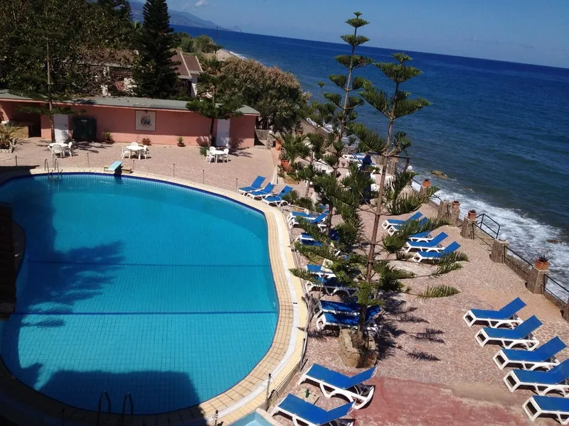 Pool, Hotel La Playa Blanca, Palermo