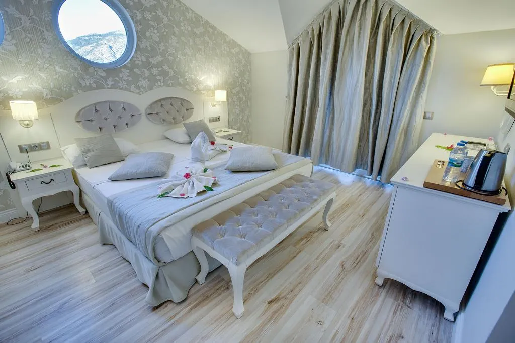 DOUBLE SINGLE USE DELUXE Room, The Pine Hill Hotel & Suites, Dalaman