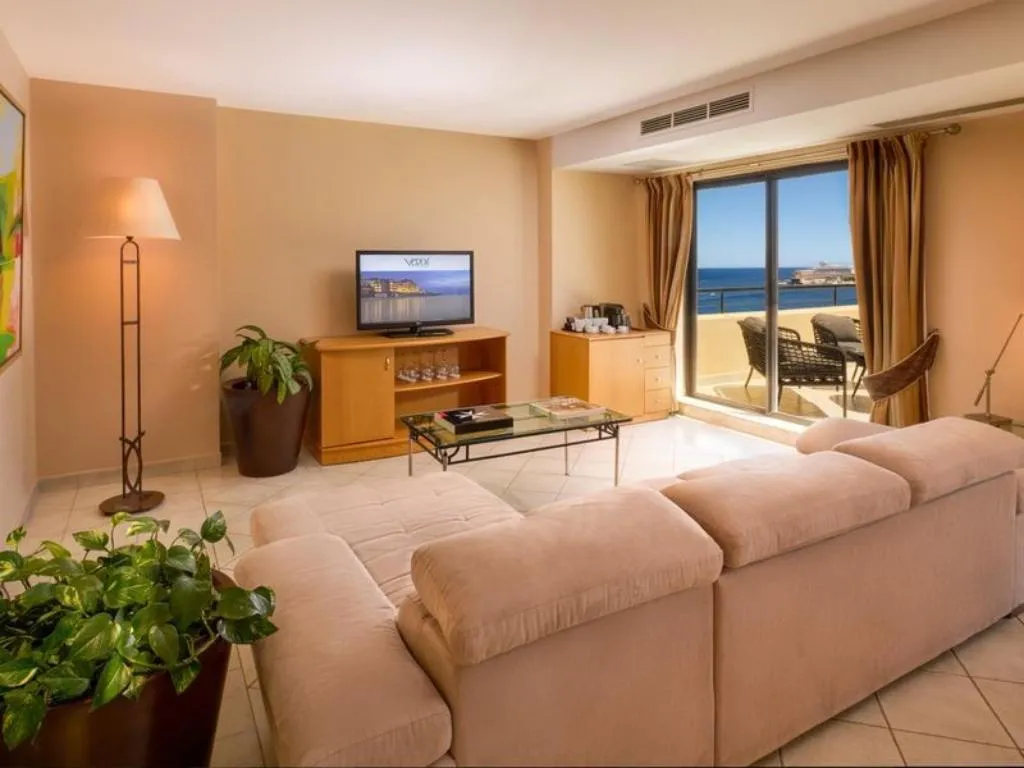 Room, Verdi St Georges Bay Marina, Malta