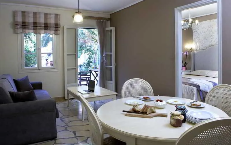 APARTMENT CAPACITY 5 Room, Dafnoudi Hotel Apartments, Kefallinia