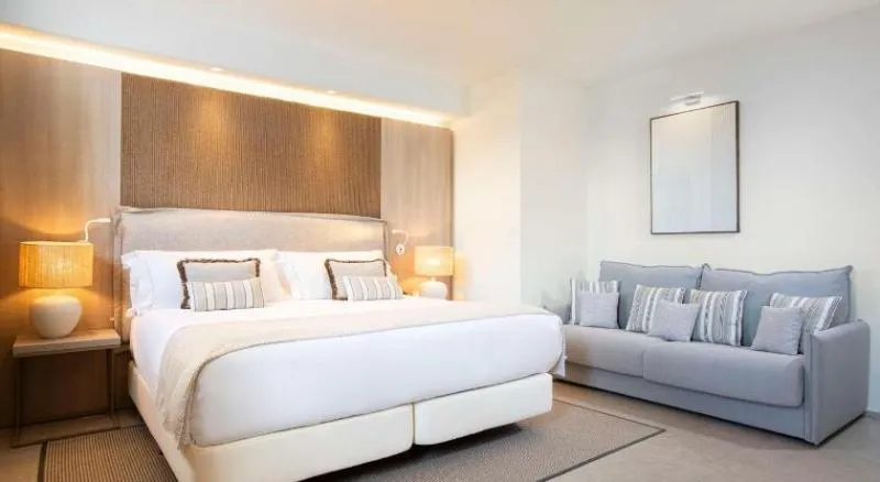 JUNIOR SUITE SEA VIEW Room, Mangia's Santa Teresa Sardinia, Curio Collection, Olbia