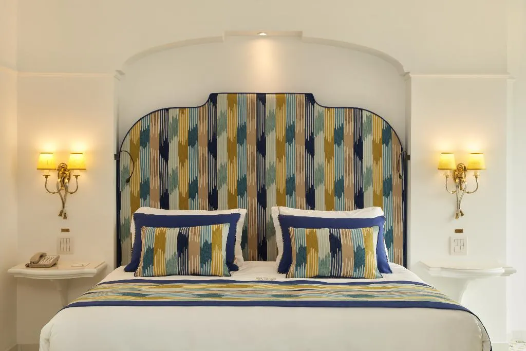 SUITE PARTIAL SEA VIEW Room, Grand Hotel Capodimonte, Naples