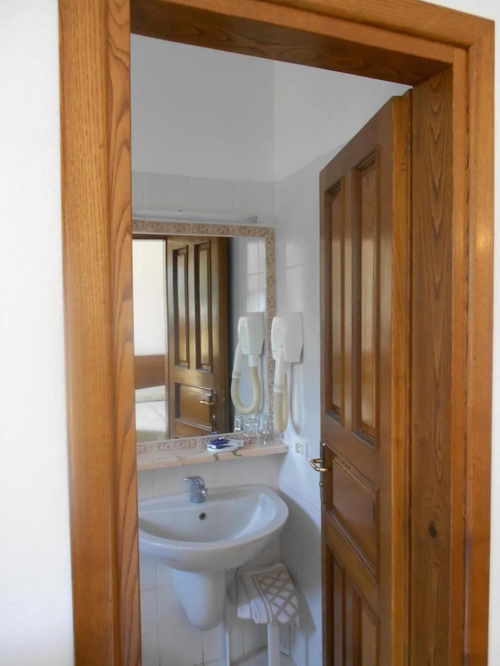 Double or Twin ECONOMY Room, Villa Angela Terme, Naples