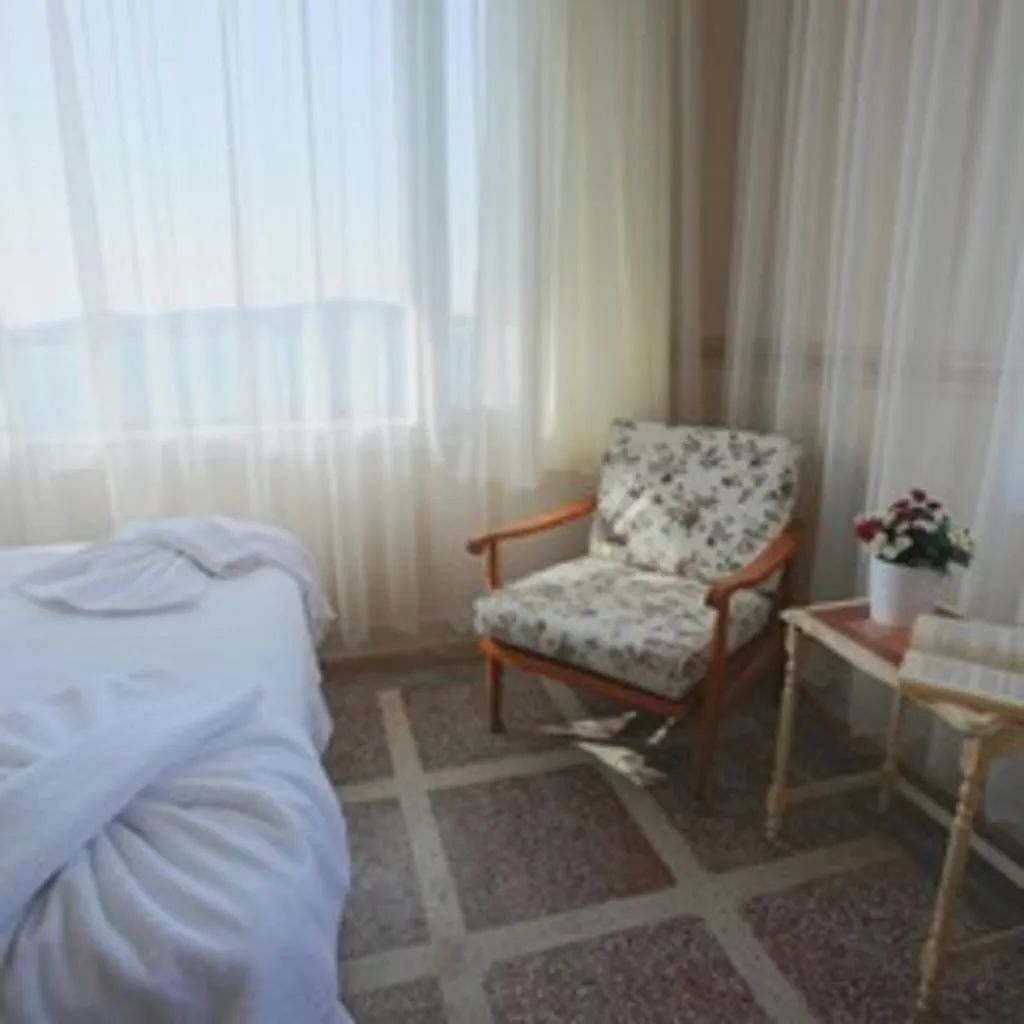 Room TWO BEDS Room, Tunc Otel, Izmir