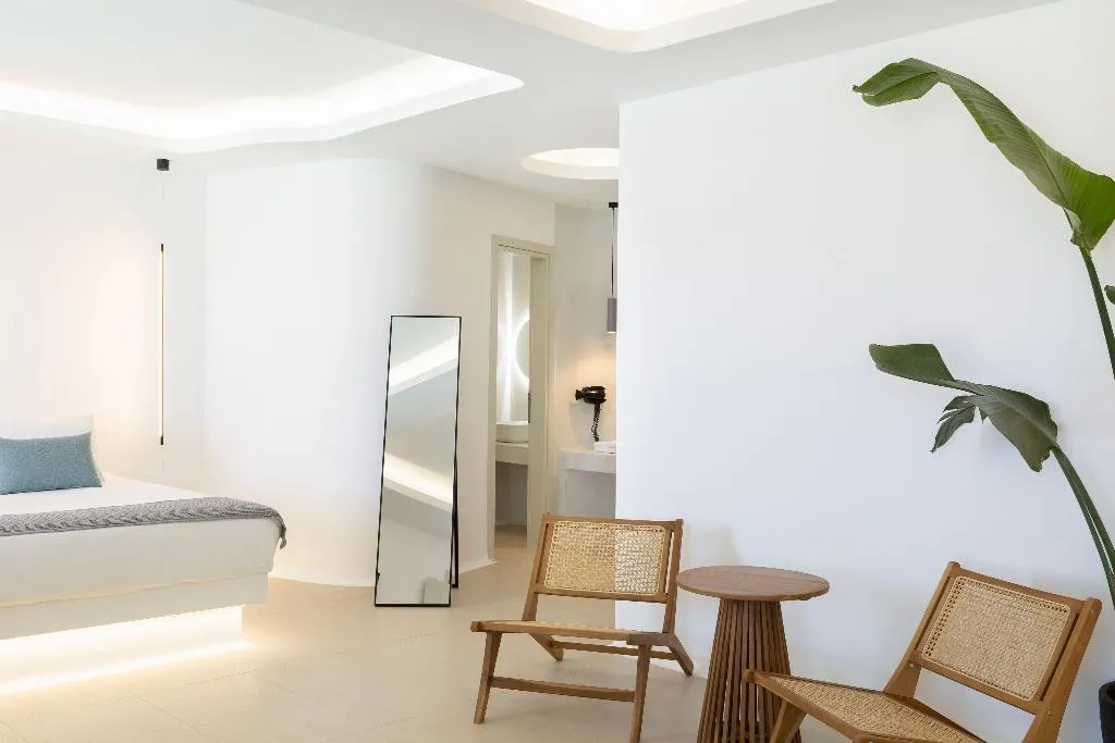 SUITE LUXURY Room, Zannos Melathron Hotel By Omilos Hotels, Santorini