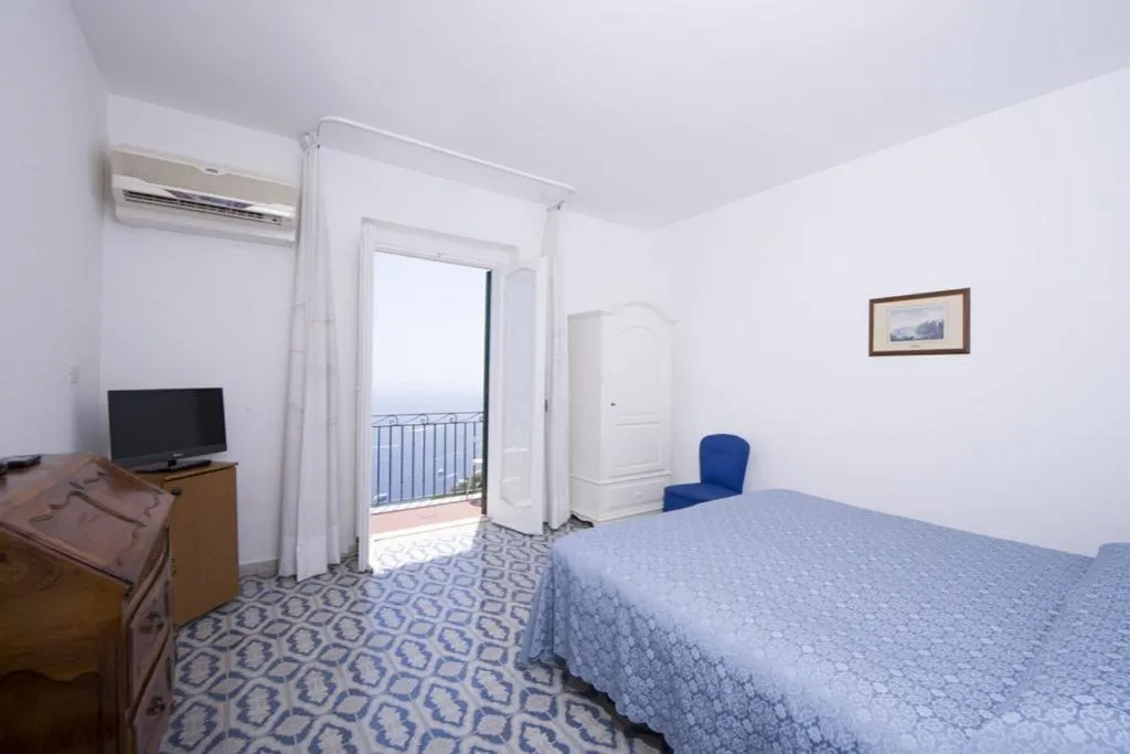 DOUBLE ECONOMY Room, Grand Hotel Excelsior, Naples