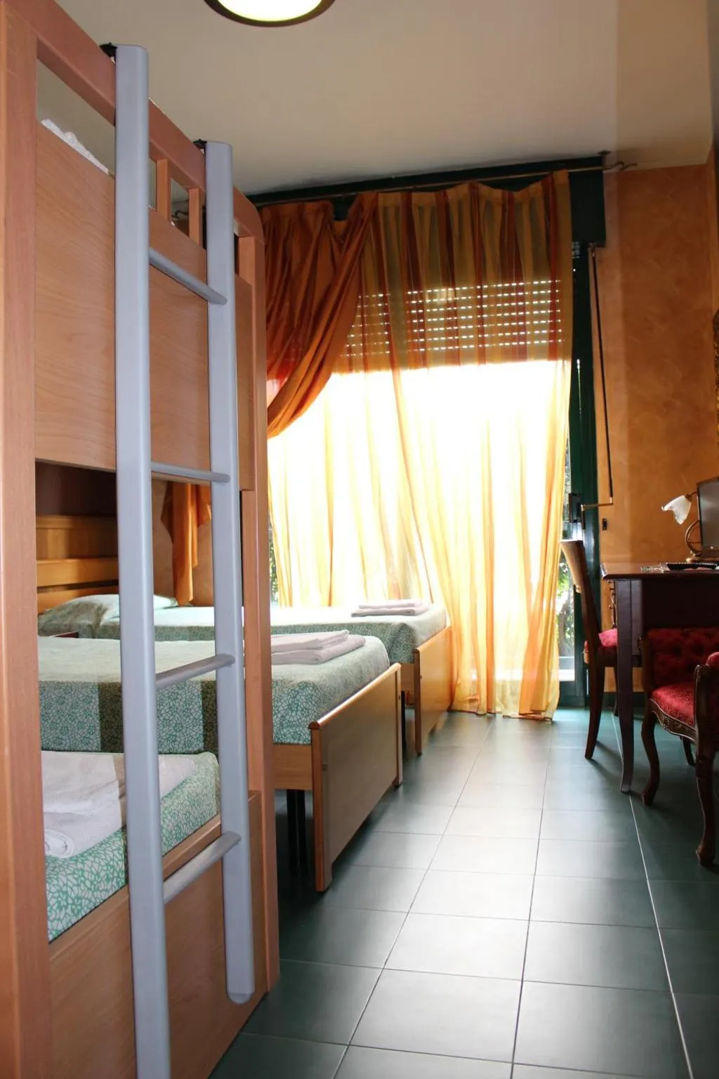 QUADRUPLE STANDARD Room, Da Mariuccia, Milan