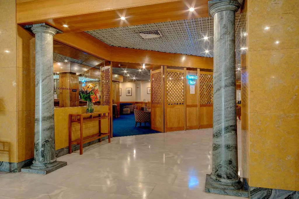 Lobby, VIP Inn Berna, Lisbon