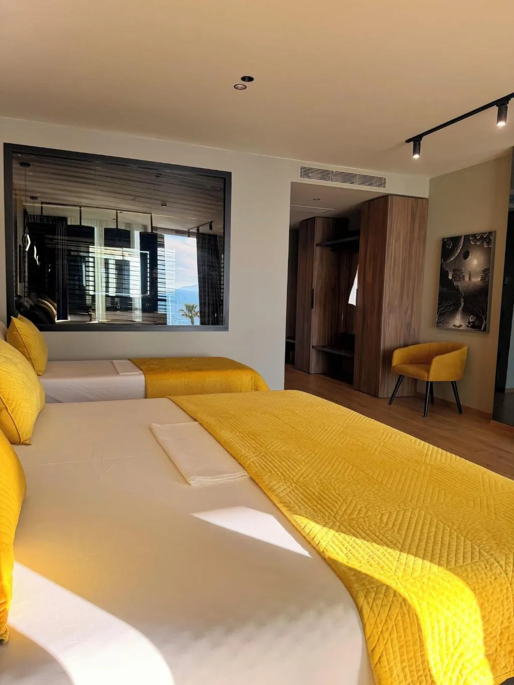 Room, Esbjerg Hotel, Kavaje
