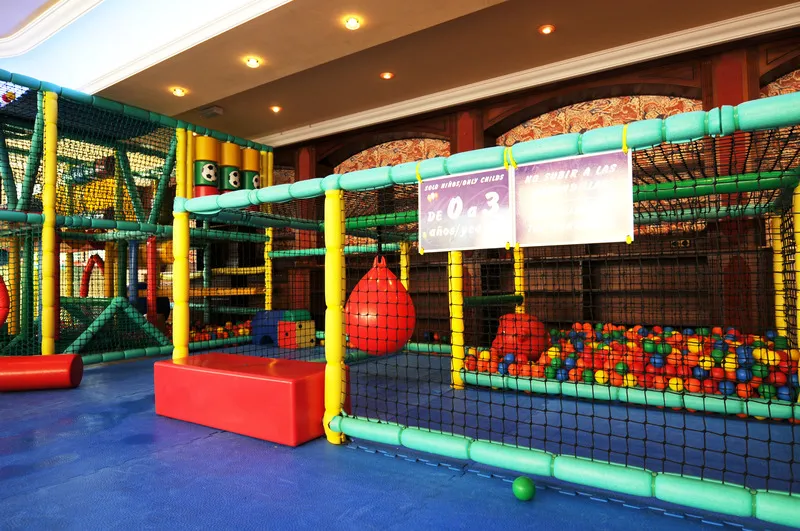 Sports and Entertainment, Maribel, Menorca