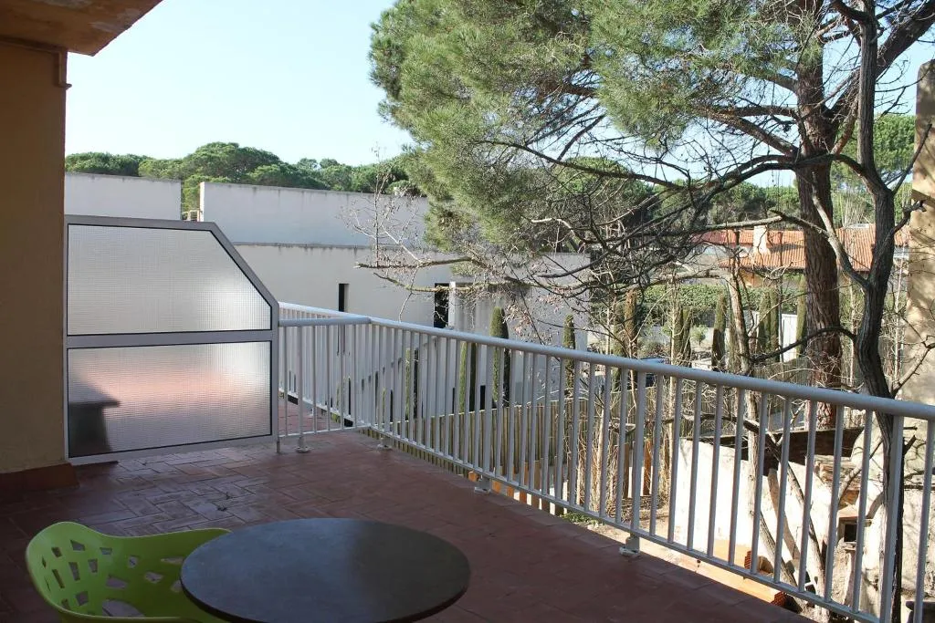 FAMILY ROOM WITH TERRACE Room, Hostal La Fosca, Costa Brava