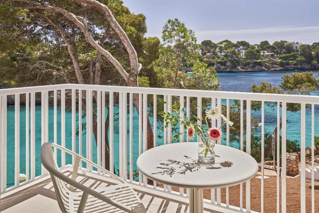 Room DELUXE SEA VIEW Room, Barcelo Ponent Beach, Majorca