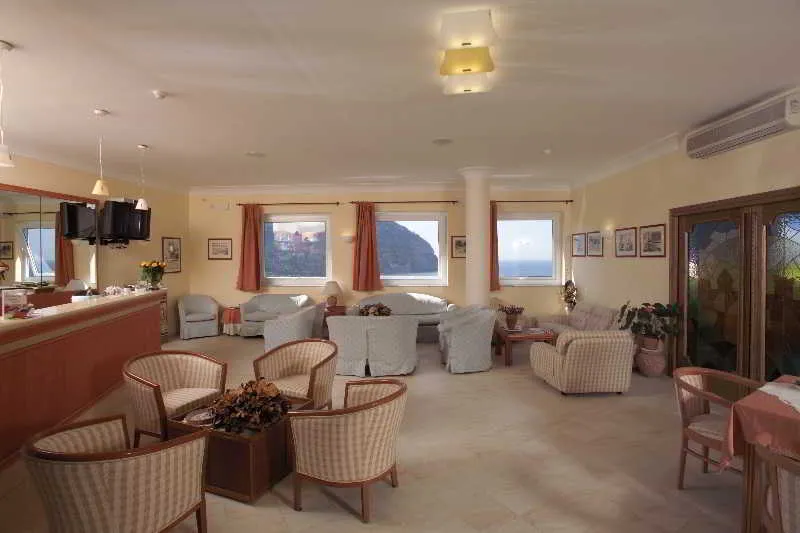 Lobby, Capizzo, Naples