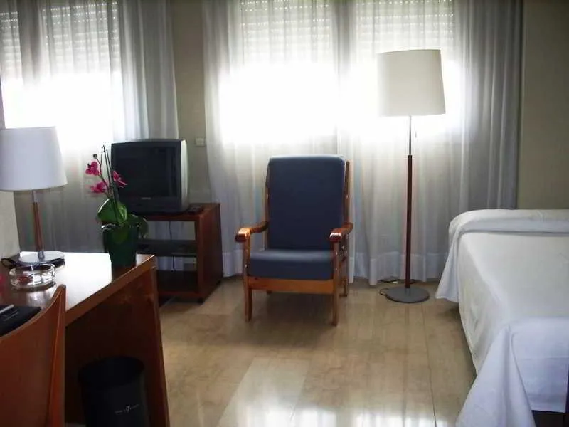 DOUBLE STANDARD Room, Porcel Torre Garden, Madrid