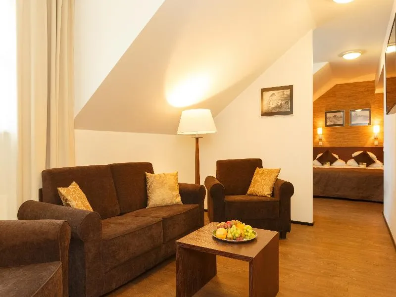 FAMILY ROOM STANDARD Room, Kreutzwald Hotel Tallinn, Tallinn