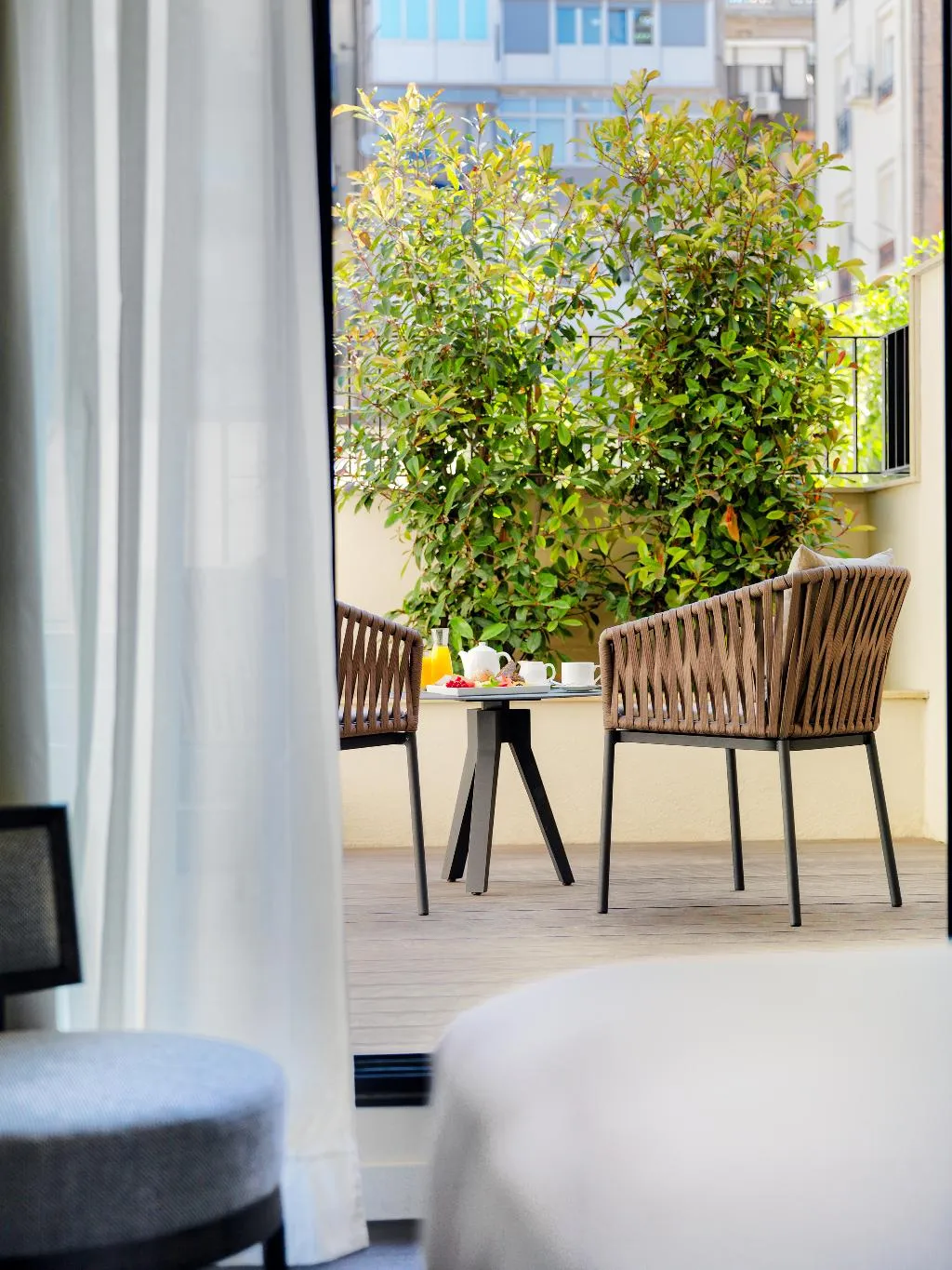 TRIPLE DELUXE Room, H10 Art Gallery, Barcelona