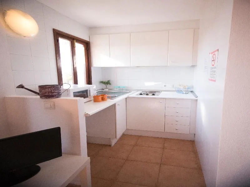 APARTMENT CAPACITY 5 TWO BEDROOMS Room, Binibeca Mar, Menorca