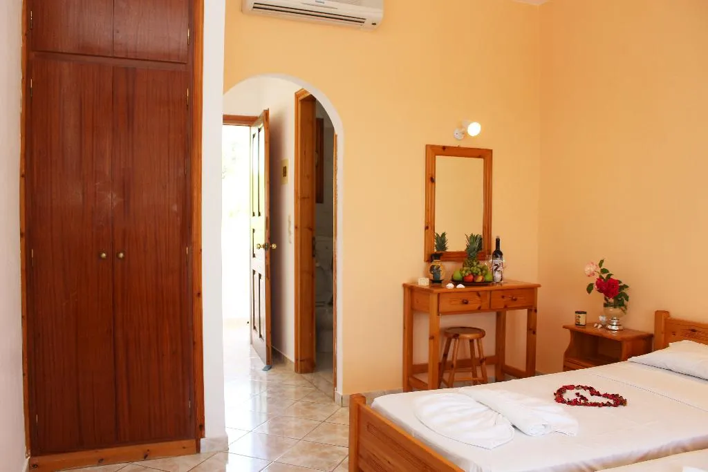 TWIN POOL VIEW Room, Zante Yliessa Aparthotel, Zante