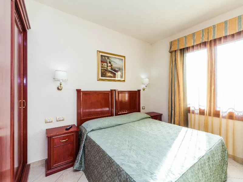 Room, Hotel Regina Elena, Olbia
