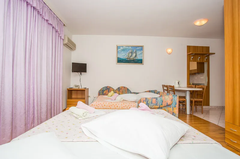 STUDIO CAPACITY 4 Room, Villa Jerkan, Split