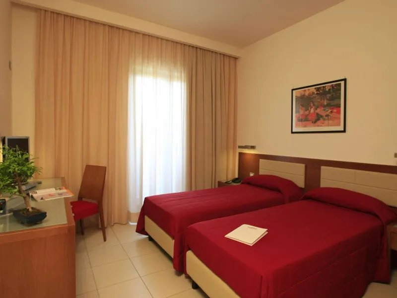 Room, La Costiera, Naples