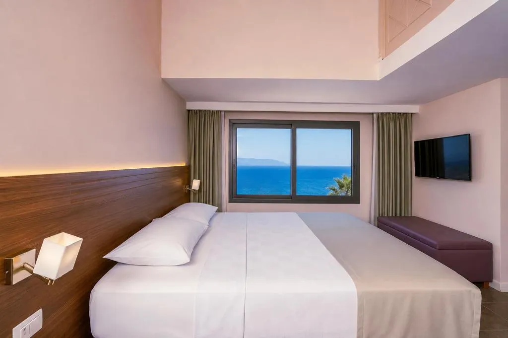 Room, Altamare By Luna Collection, Izmir