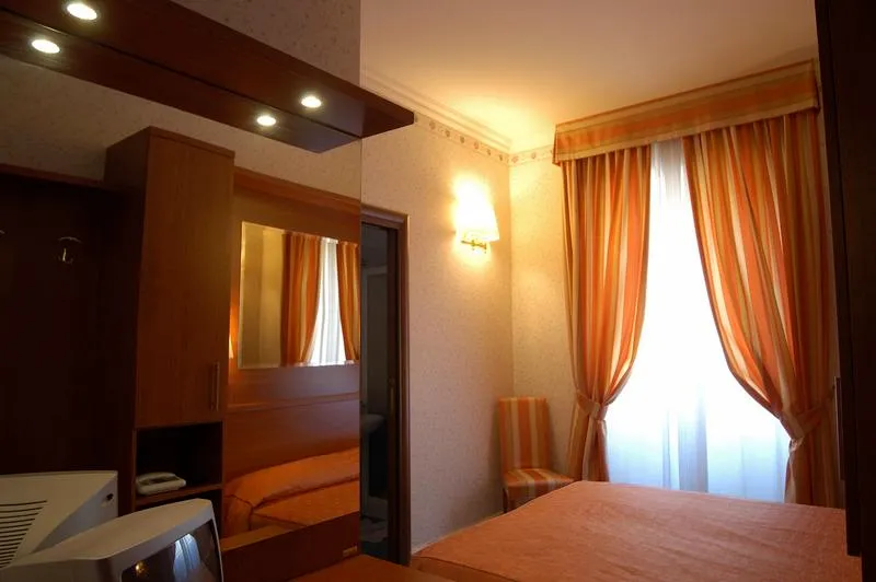DOUBLE STANDARD Room, Dina Hotel, Rome