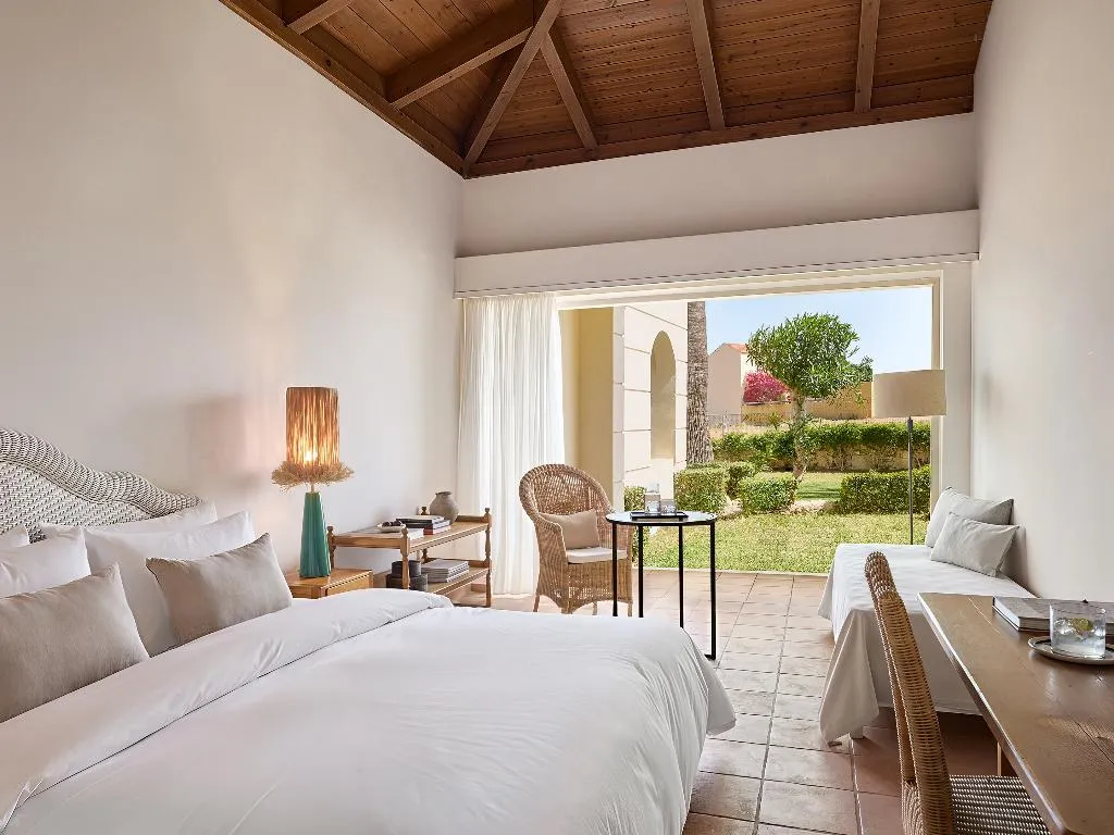 BUNGALOW GARDEN VIEW Room, Grecotel Marine Palace & Aqua Park, Crete