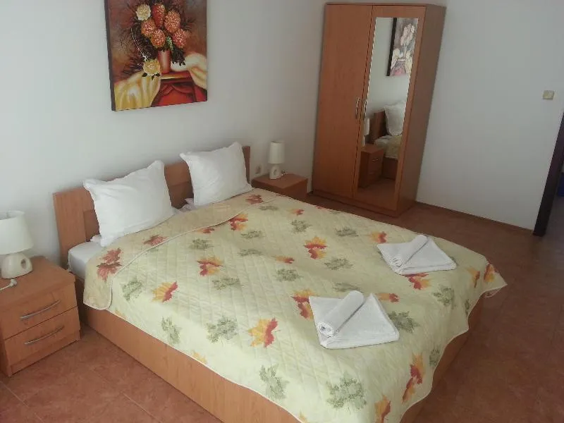 APARTMENT TWO BEDROOMS Room, Marack, Bourgas