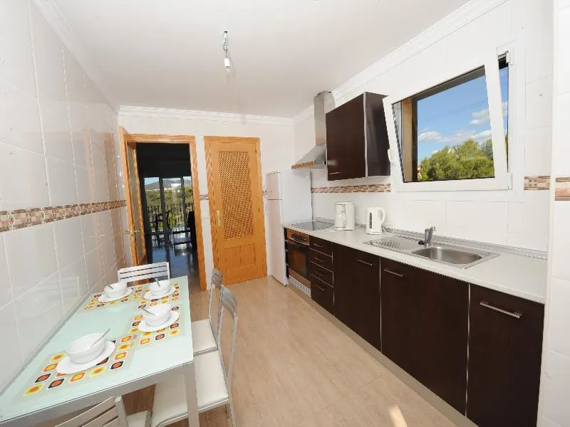 APARTMENT CAPACITY 8 THREE BEDROOMS Room, Playa Ferrera, Majorca