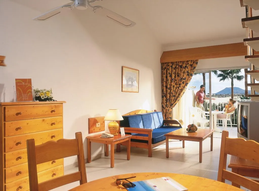 FAMILY ROOM WITH BALCONY Room, Hotel Riu Oliva Beach Resort - All Inclusive, Fuerteventura