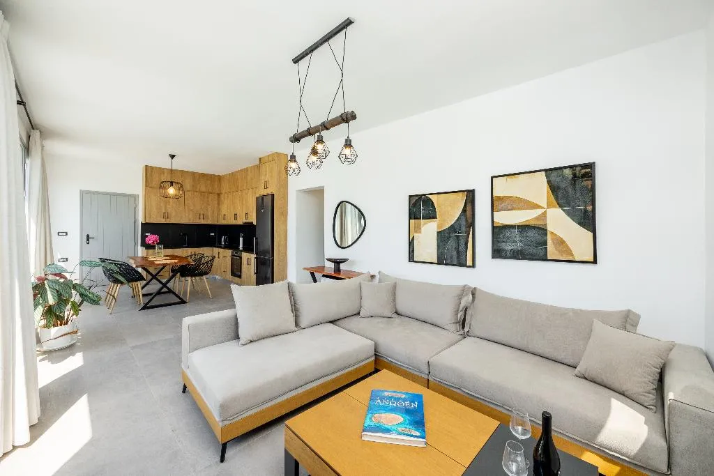 APARTMENT TWO BEDROOMS WITH PRIVATE POOL Room, Thermes Luxury Villas by Mr and Mrs White, Santorini