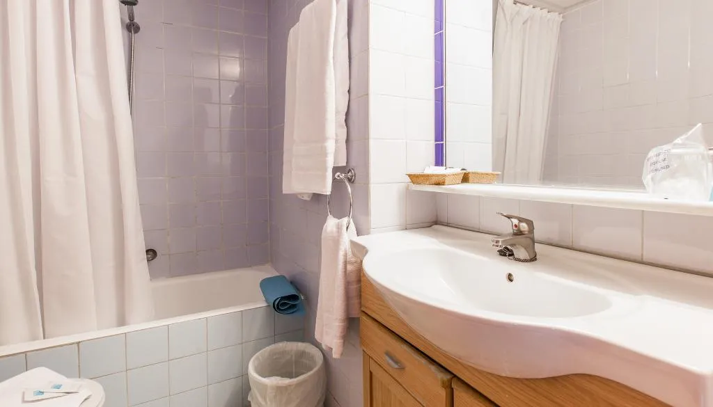Double or Twin CAPACITY 3 Room, Calas Marina, Costa Blanca
