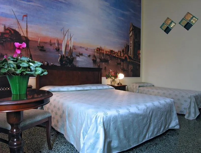 SINGLE STANDARD Room, Ca Centopietre, Venice