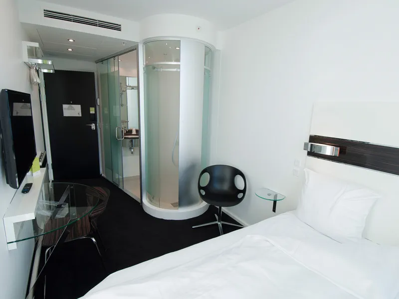 DOUBLE STANDARD Room, Wakeup Copenhagen Borgergade, Copenhagen