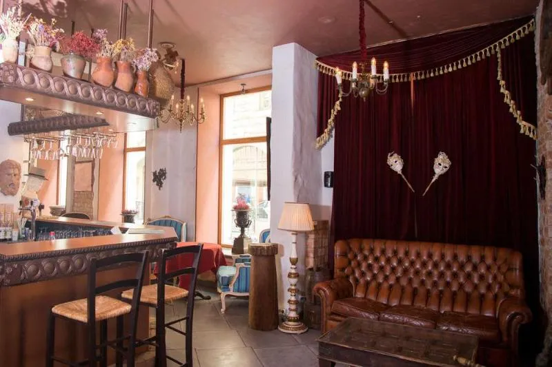 Bar, Justus, Riga