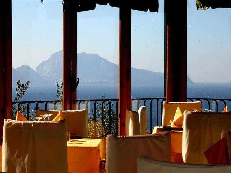 Restaurant, Villa Pina Antico Francischiello, Naples