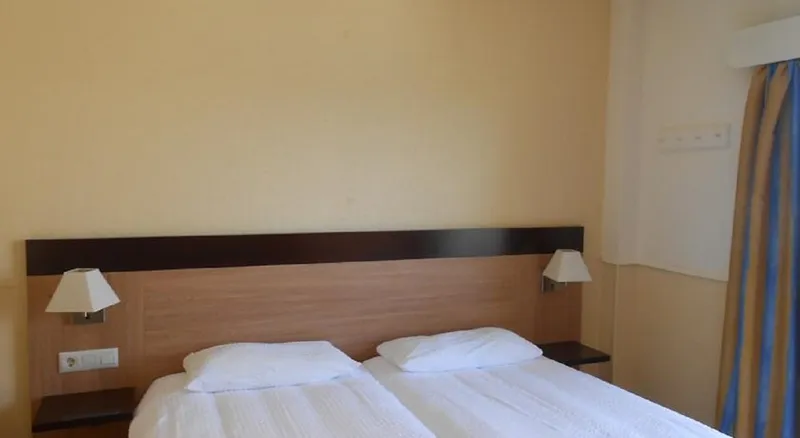 Double or Twin STANDARD Room, Marbella, Costa Brava