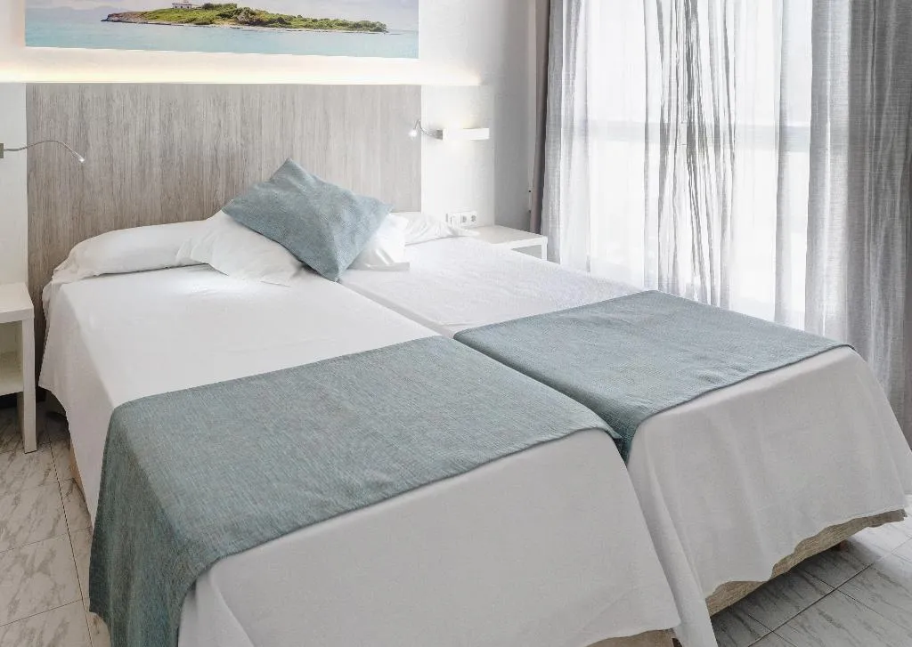 TWIN STANDARD Room, Amic Gala, Majorca
