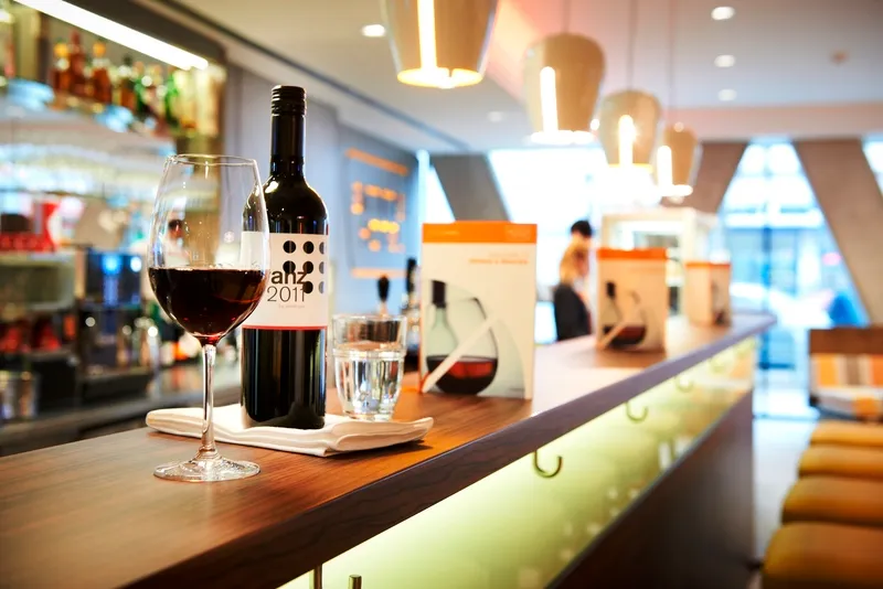 Bar, Simm's Hotel, Vienna