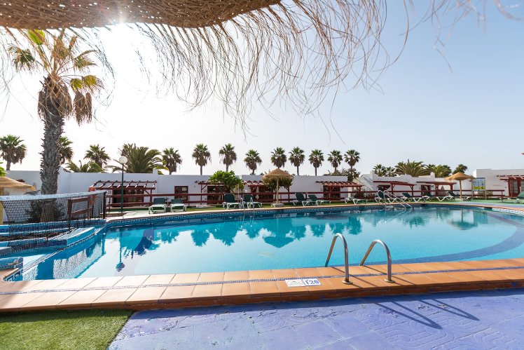Bungalows Castillo Club Lake, Fuerteventura