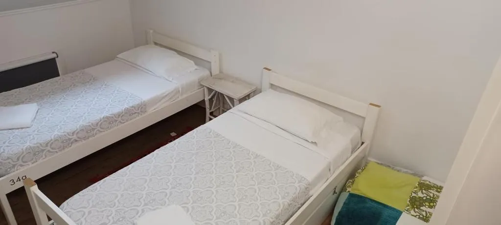 TWIN WITH SHARED BATHROOM Room, WW Hostel & Suites, Porto