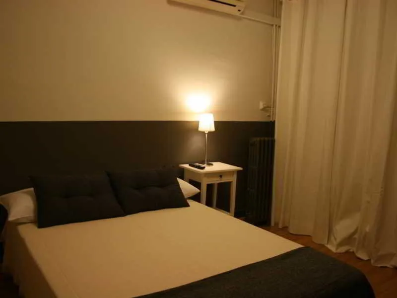 General view, Hostal El Ninot, Barcelona