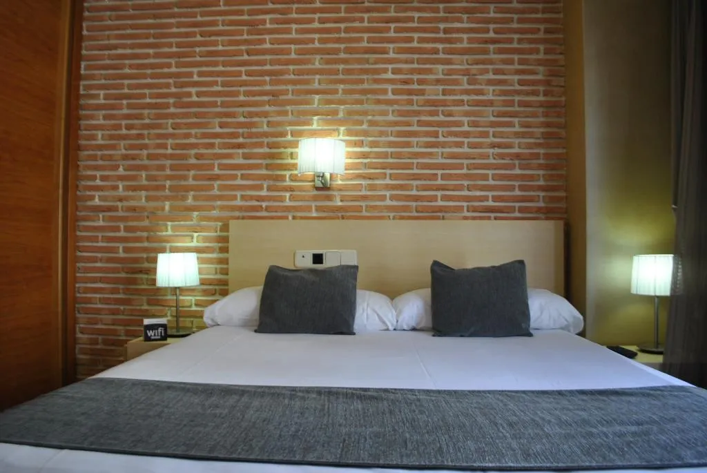 DOUBLE ECONOMY Room, Alda nueva Castilla, Madrid