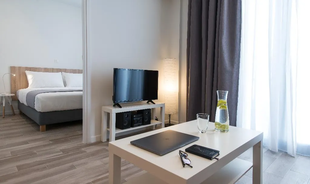 APARTMENT ONE BEDROOM Room, Spot Apart, Athens