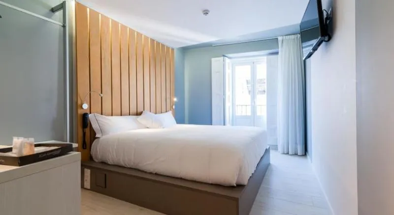DOUBLE STANDARD Room, B&B Hotel Madrid Centro Fuencarral 52, Madrid