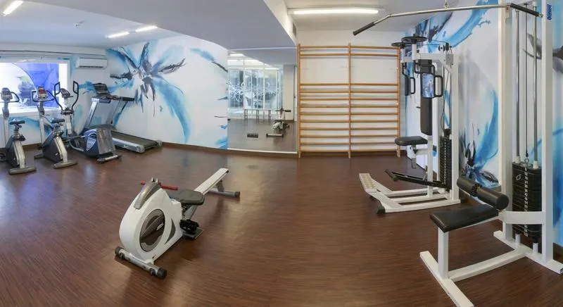 Sports and Entertainment, GHT Oasis Park & Spa, Costa Brava
