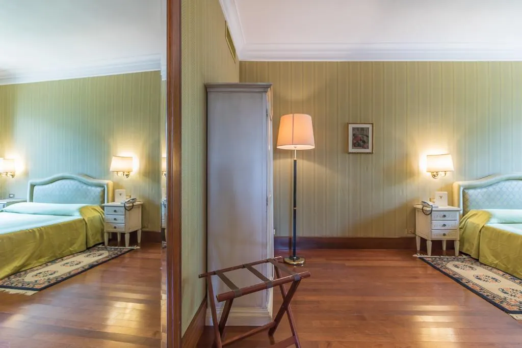SUITE CAPACITY 3 Room, Torre Sant Angelo, Rome