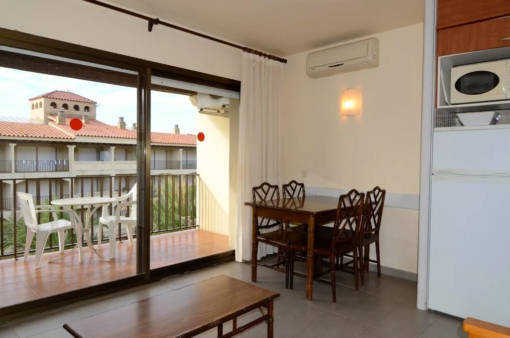 APARTMENT ONE BEDROOM Room, Jardins del Mar, Costa Brava