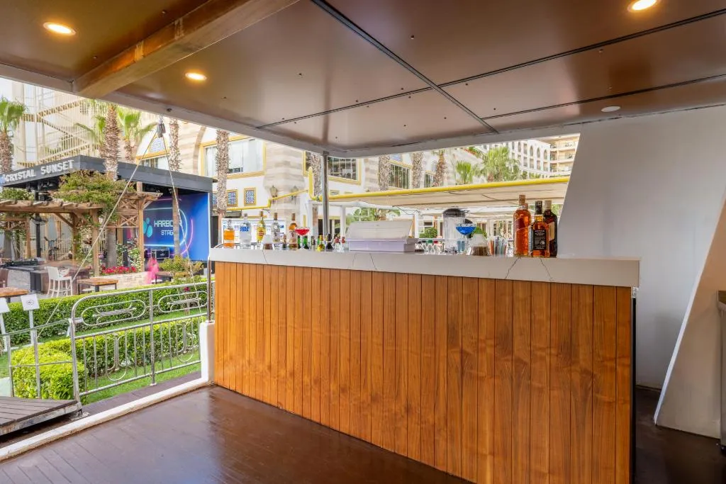 Bar, Crystal Sunset Pearl Collection, Antalya